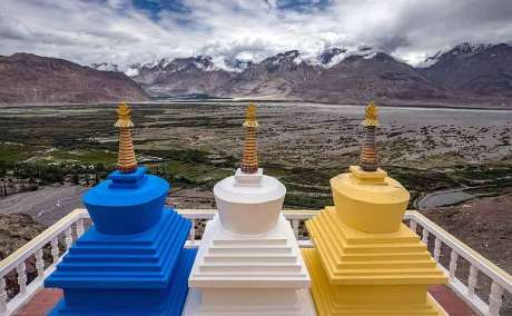 LEH LADAKH TOUR PACKAGES FROM DELHI BY AIR